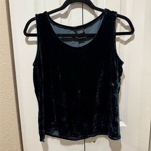 Eileen Fisher Velvet Silk blend Tank in Festive Green , size Small